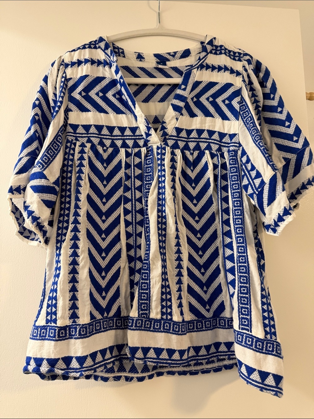 Old Navy Blue and White Geometric Tunic Top